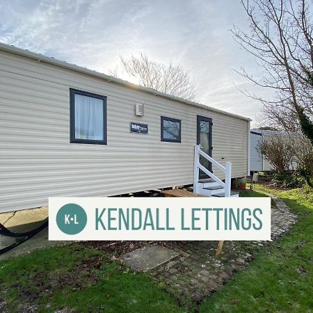 Tebay Villa Selsey Exterior photo
